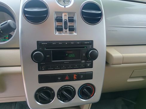 Used 2008 Chrysler PT Cruiser Touring Edition image 22