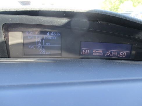 Used 2013 MAZDA MAZDA3 i Touring image 38