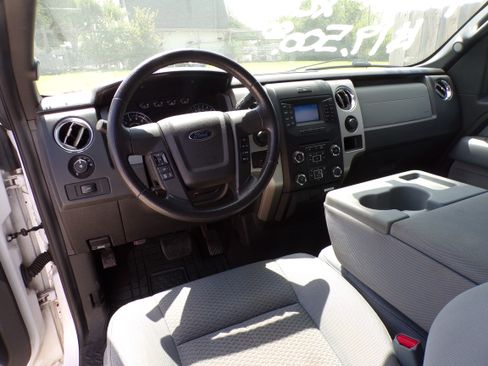 Used 2014 Ford F150 XLT image 8