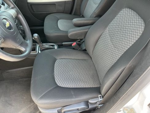 Used 2010 Chevrolet HHR LS FWD image 8