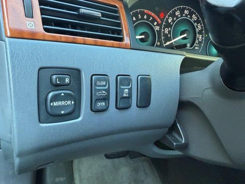 Used 2007 Toyota Solara SLE image 14