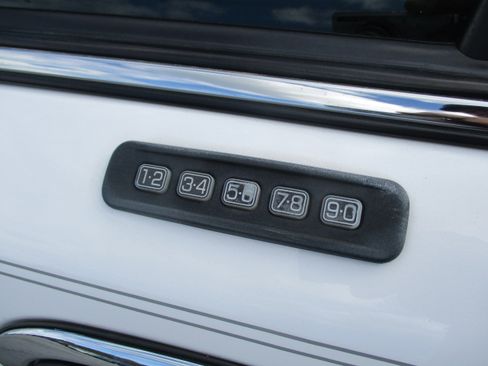 Used 2008 Mercury Grand Marquis LS image 11