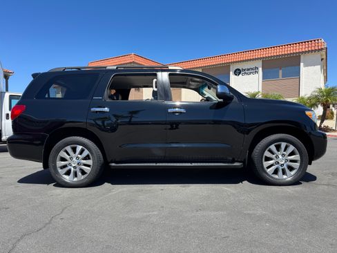 Used 2011 Toyota Sequoia Limited image 14