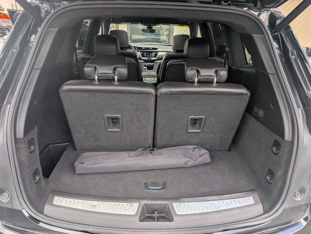 Used 2024 Cadillac XT6 AWD Sport image 21