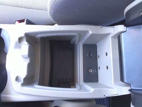 Used 2013 Ford Focus SE Hatchback FWD image 23