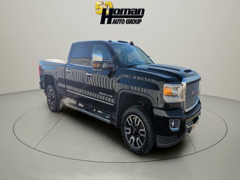 Used 2017 GMC Sierra 3500 Denali image 7