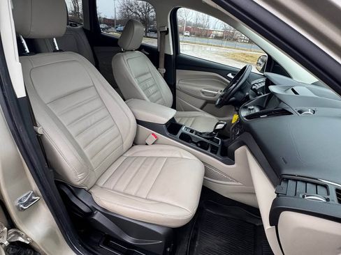 Used 2018 Ford Escape SEL image 13