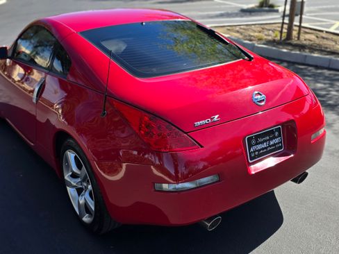 Used 2007 Nissan 350Z Touring image 36