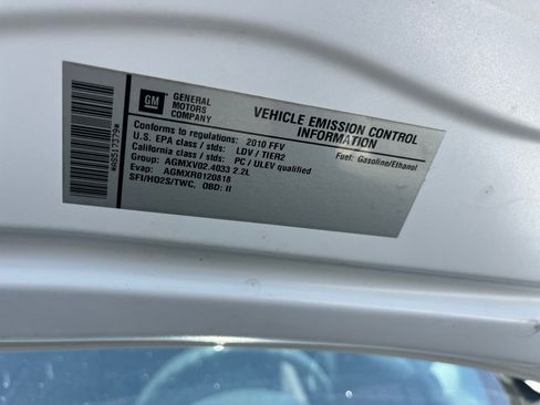 Used 2010 Chevrolet HHR LS FWD image 17
