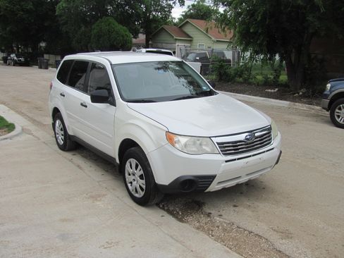 Used 2009 Subaru Forester 2.5X AWD/4WD image 1