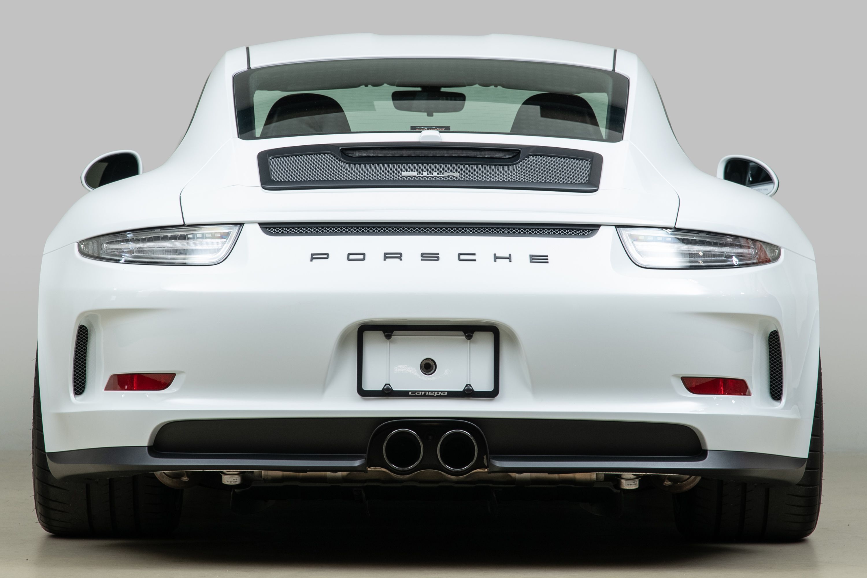 Used 2016 Porsche 911 R RWD image 6