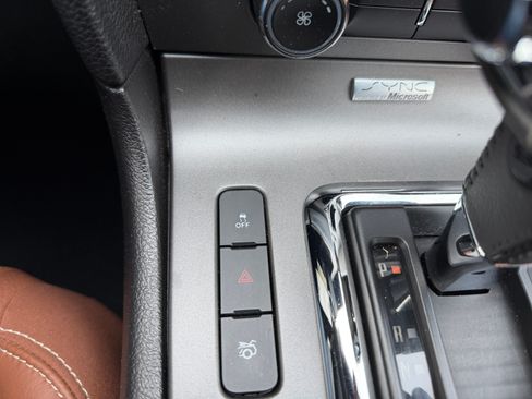 Used 2012 Ford Mustang Premium image 11