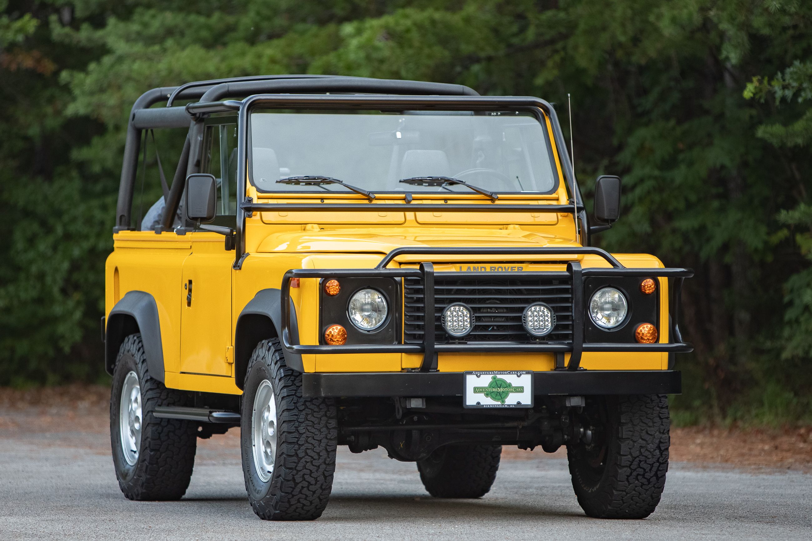 Used 1995 Land Rover Defender 90 AWD/4WD image 1