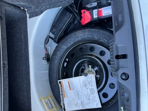 Used 2002 Ford Thunderbird image 16