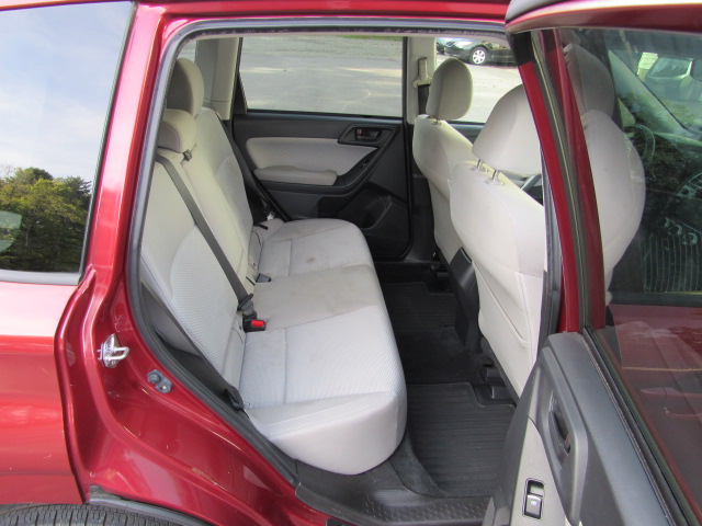 Used 2017 Subaru Forester 2.5i Premium AWD/4WD image 18