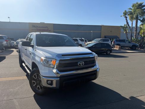 Used 2015 Toyota Tundra w/ TRD Off-Road Package AWD/4WD image 1