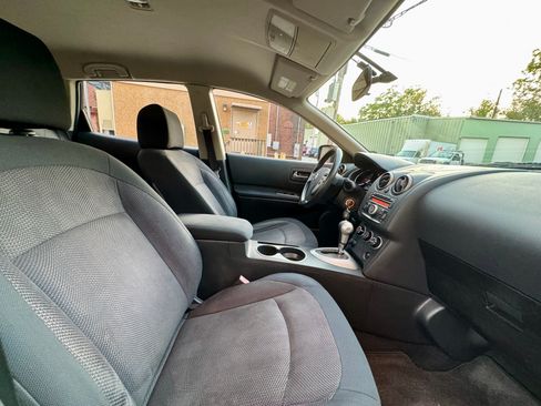 Used 2011 Nissan Rogue S image 14