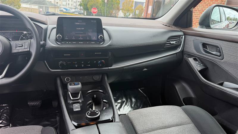 Used 2021 Nissan Rogue AWD image 20