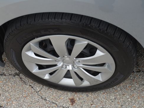 Used 2018 Subaru Impreza 2.0i image 26