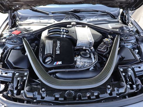 Used 2018 BMW M4 Competition image 49