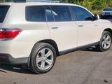 Used 2013 Toyota Highlander Limited image 5