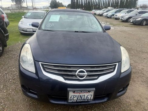 Used 2011 Nissan Altima 2.5 image 2