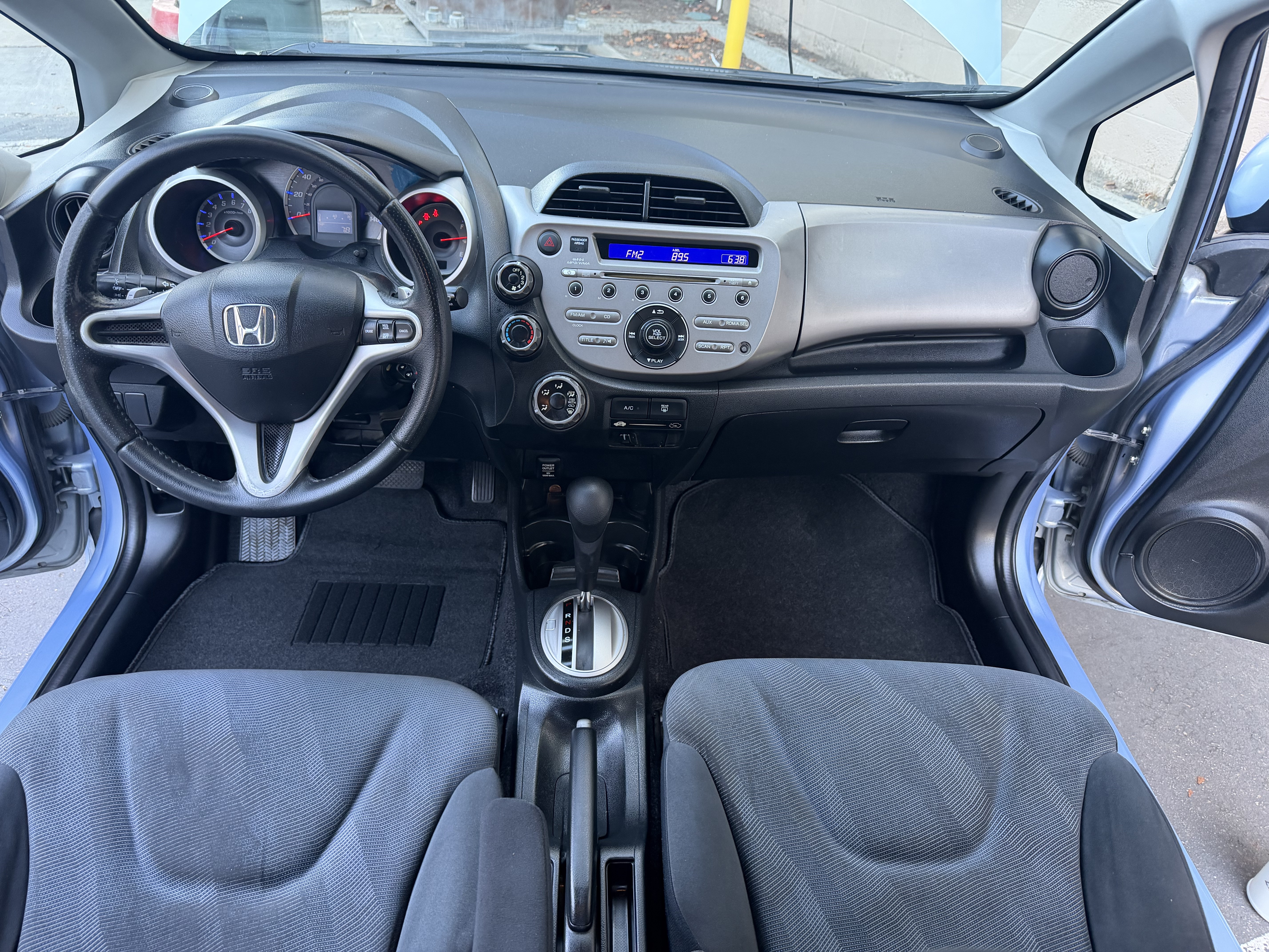 Used 2009 Honda Fit Sport image 3