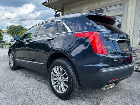 Used 2017 Cadillac XT5 Luxury image 3