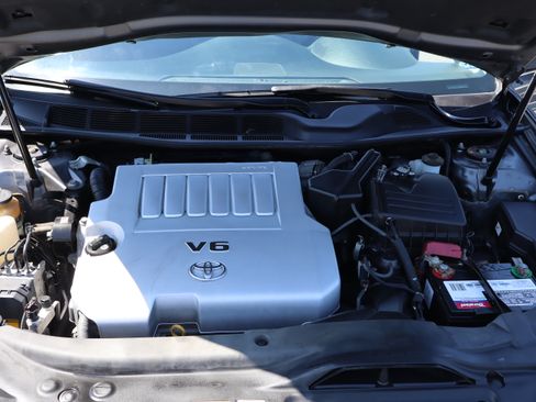 Used 2011 Toyota Avalon Limited FWD image 33