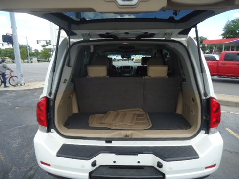 Used 2015 Nissan Armada 4WD w/ Platinum Reserve Pkg image 9