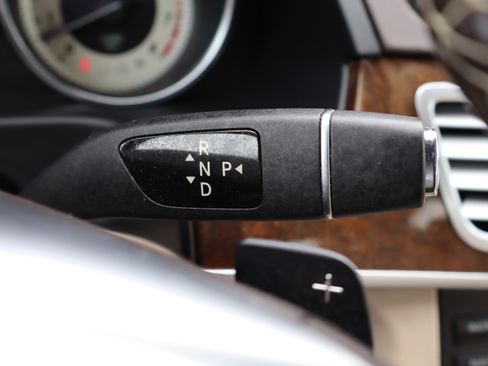 Used 2014 Mercedes-Benz E 350 4MATIC Sport image 26
