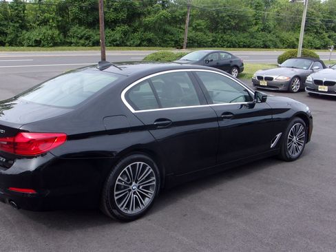 Used 2019 BMW 530i xDrive UNAVAIL AWD/4WD image 6
