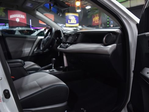 Used 2017 Toyota RAV4 XLE FWD image 22