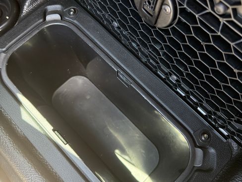 Used 2018 RAM 1500 2WD Crew Cab ST image 16
