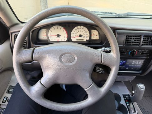 Used 2004 Toyota Tacoma TRD Off-Road image 40