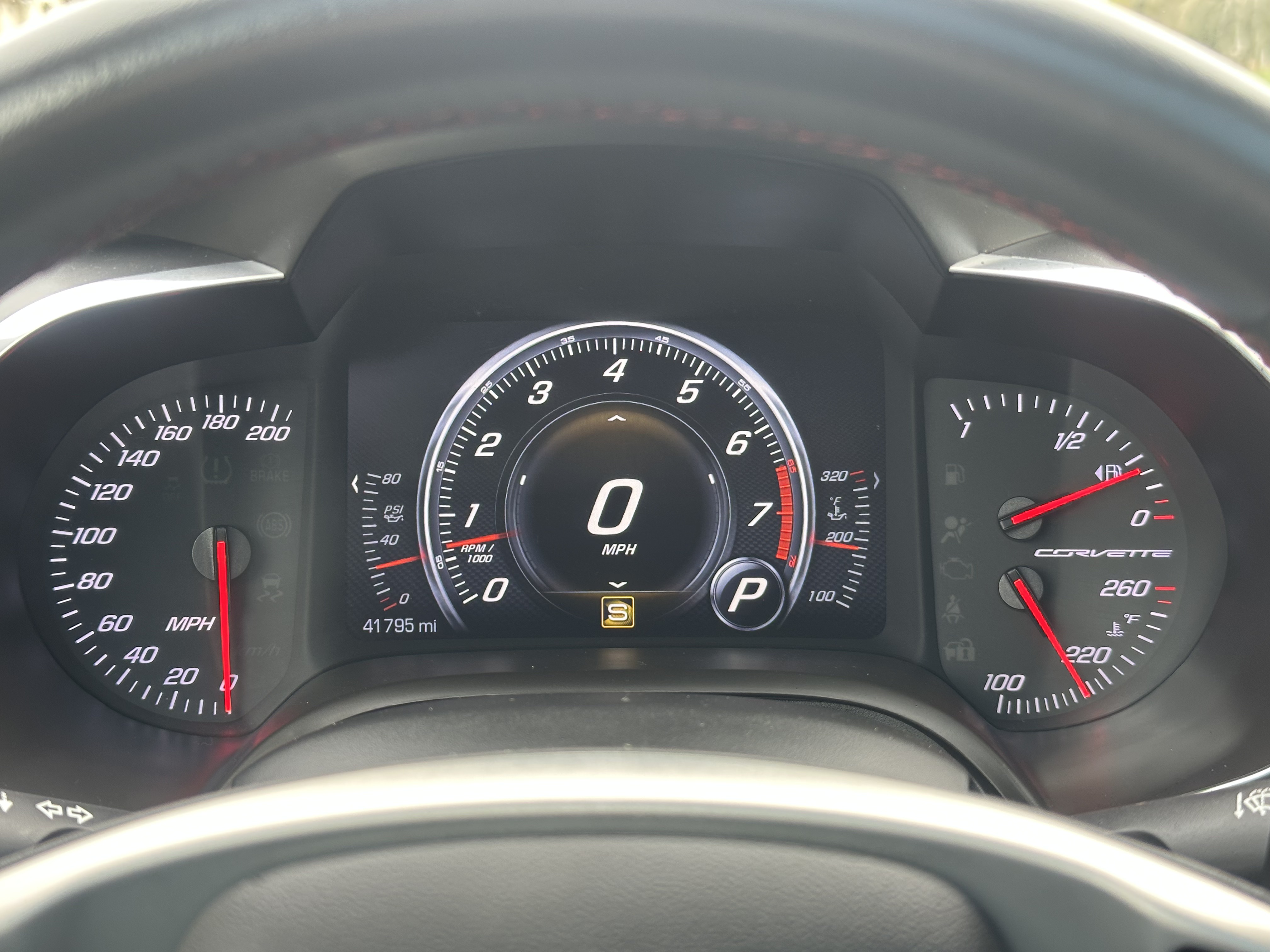 Used 2016 Chevrolet Corvette Stingray Convertible w/1LT RWD image 18