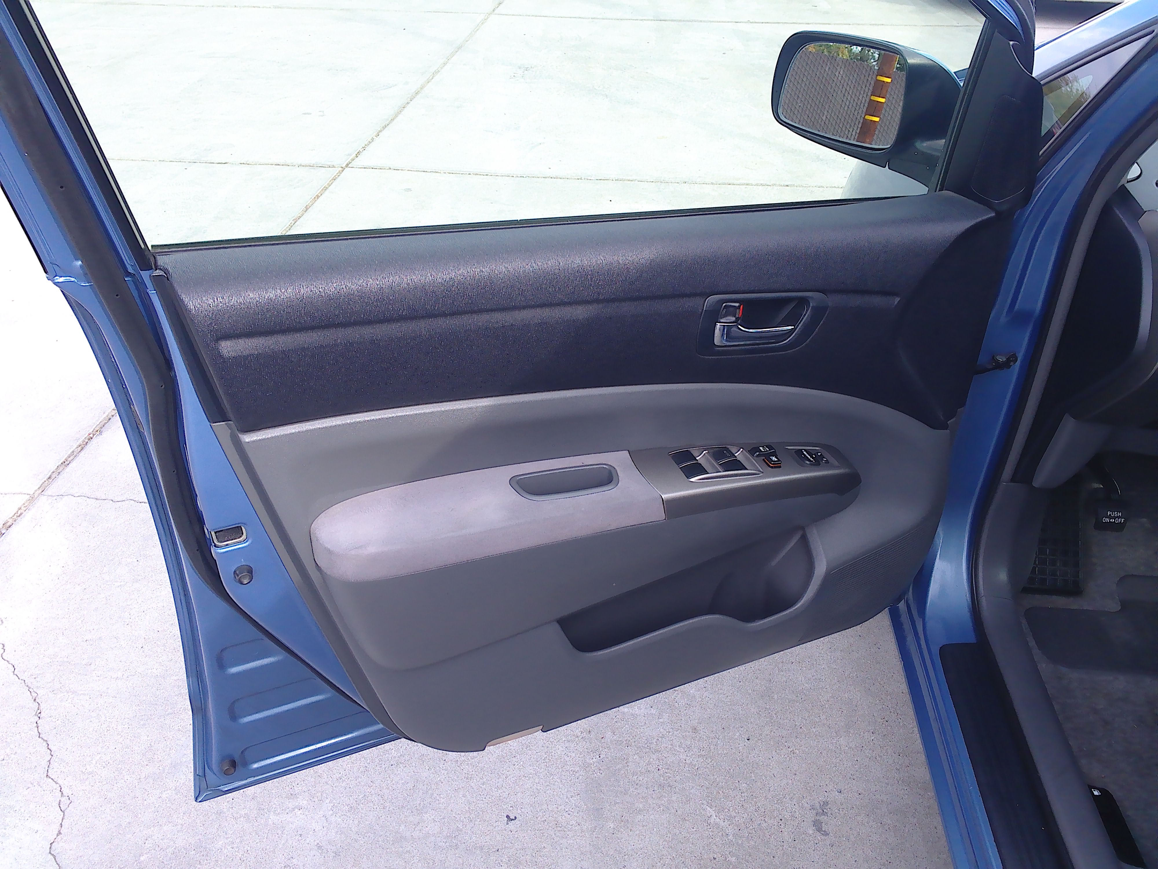 Used 2007 Toyota Prius Two FWD image 9