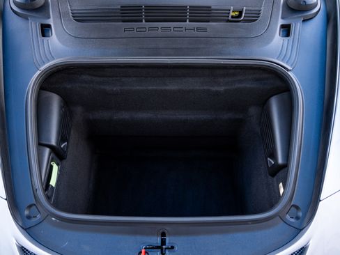 Used 2018 Porsche 911 GT3 image 19