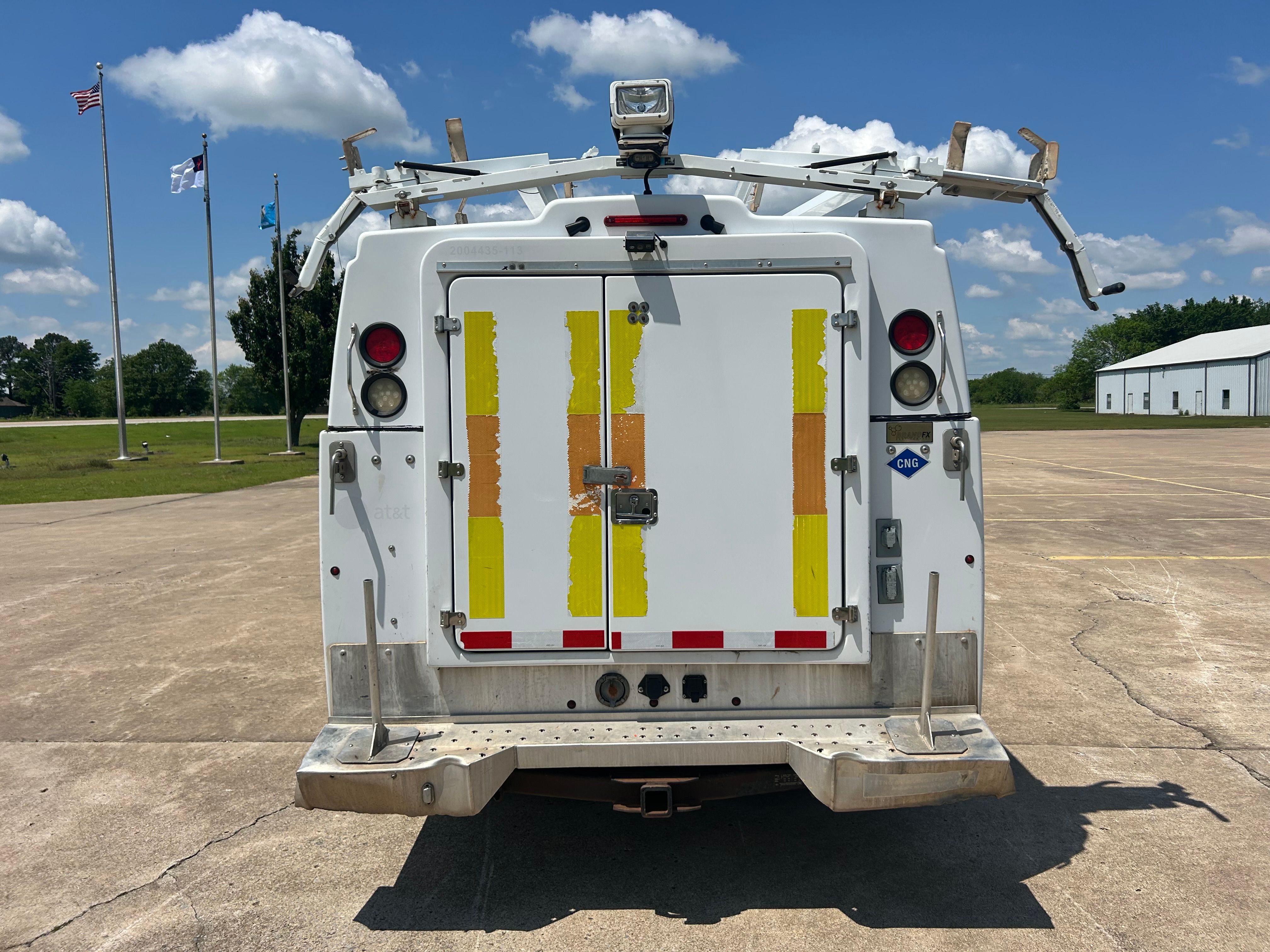 Used 2013 Ford F350 RWD image 6