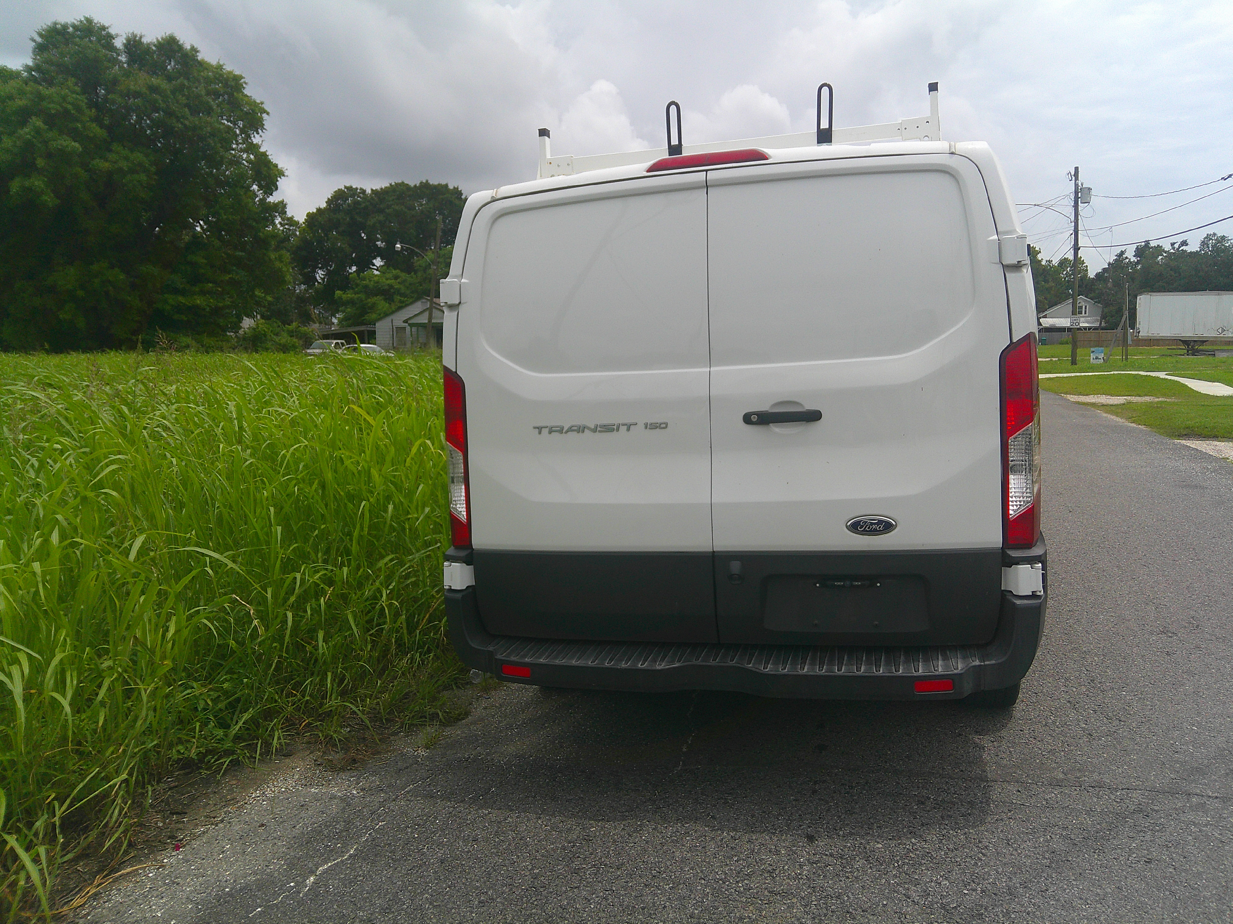 Used 2019 Ford Transit 150 XL RWD image 3
