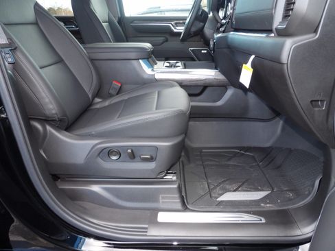 New 2026 Chevrolet Silverado 3500 LTZ image 25