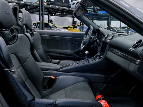 Used 2023 Porsche 718 Boxster Spyder image 22