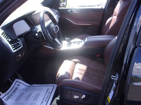 Used 2022 BMW X5 xDrive40i AWD/4WD image 21