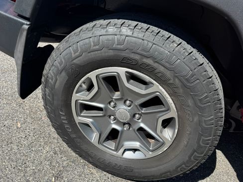 Used 2014 Jeep Wrangler 4WD Rubicon image 27