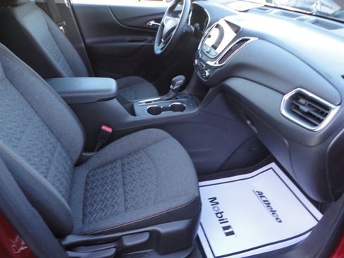 Used 2024 Chevrolet Equinox LT image 23