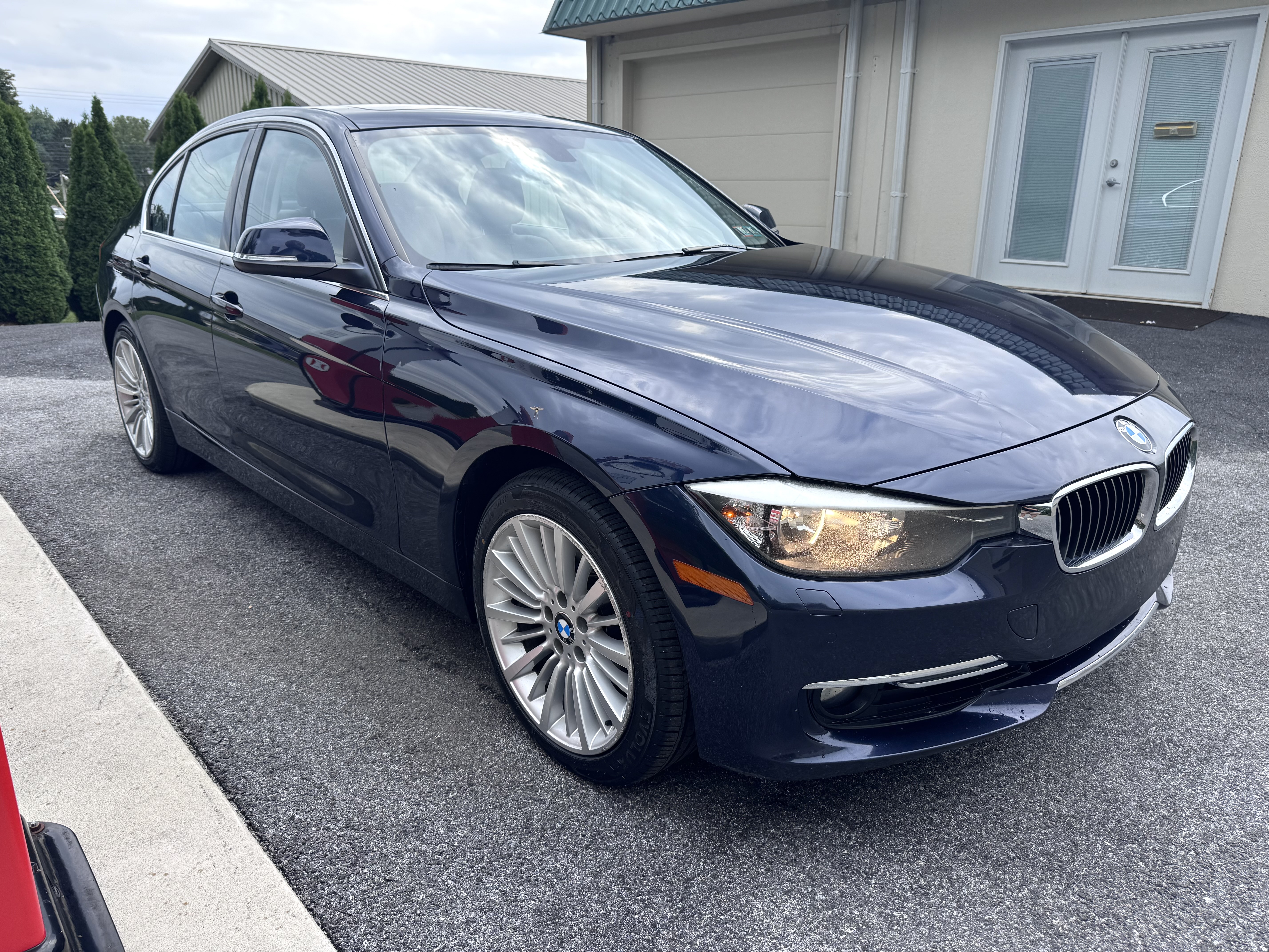 Used 2015 BMW 328i xDrive Sedan AWD/4WD image 4
