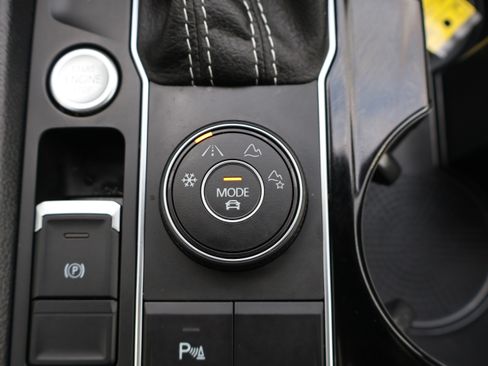 Used 2023 Volkswagen Atlas SEL image 24