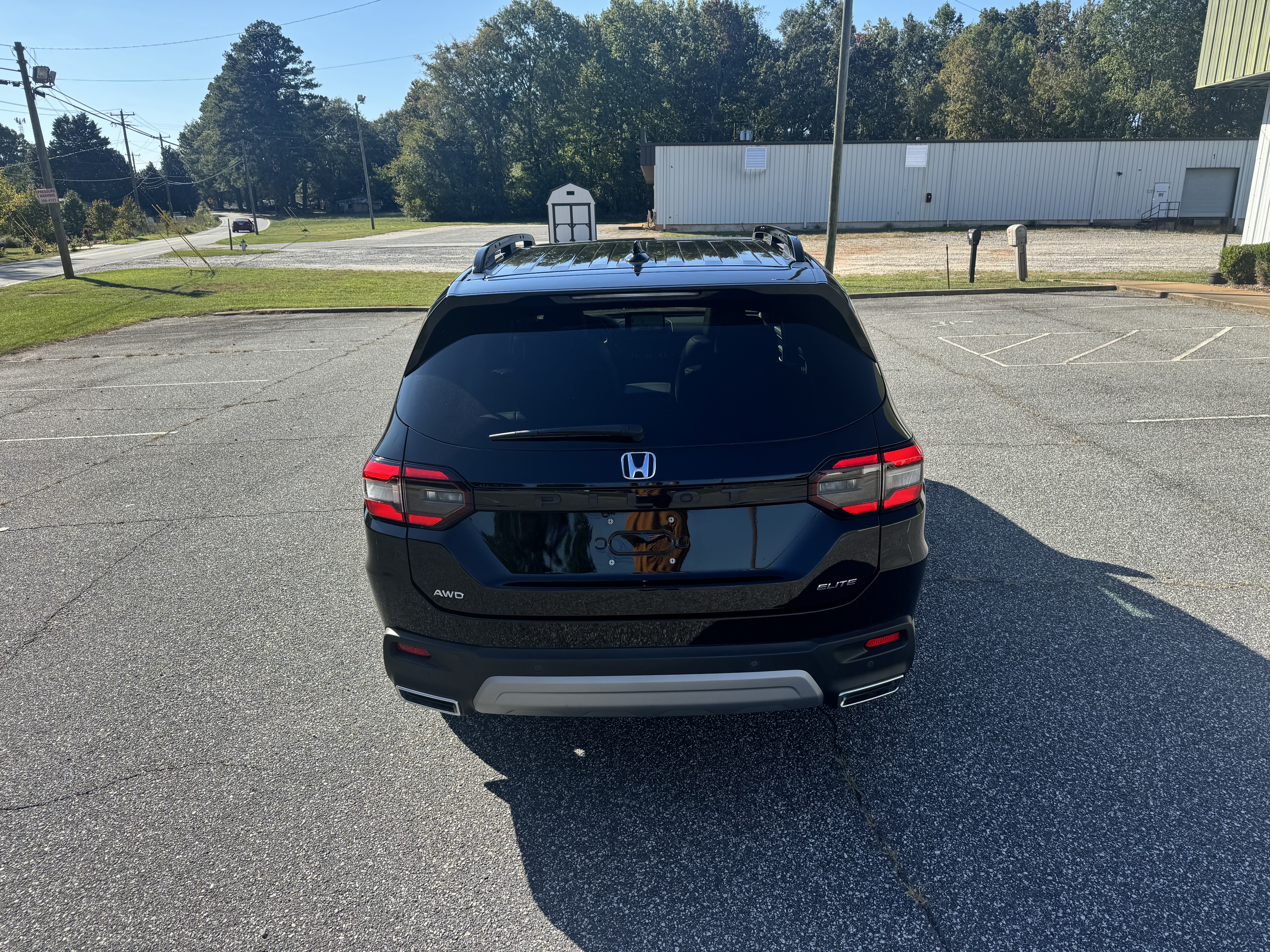 Used 2023 Honda Pilot Elite image 9