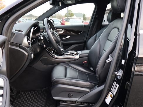 Used 2017 Mercedes-Benz GLC 300 image 14
