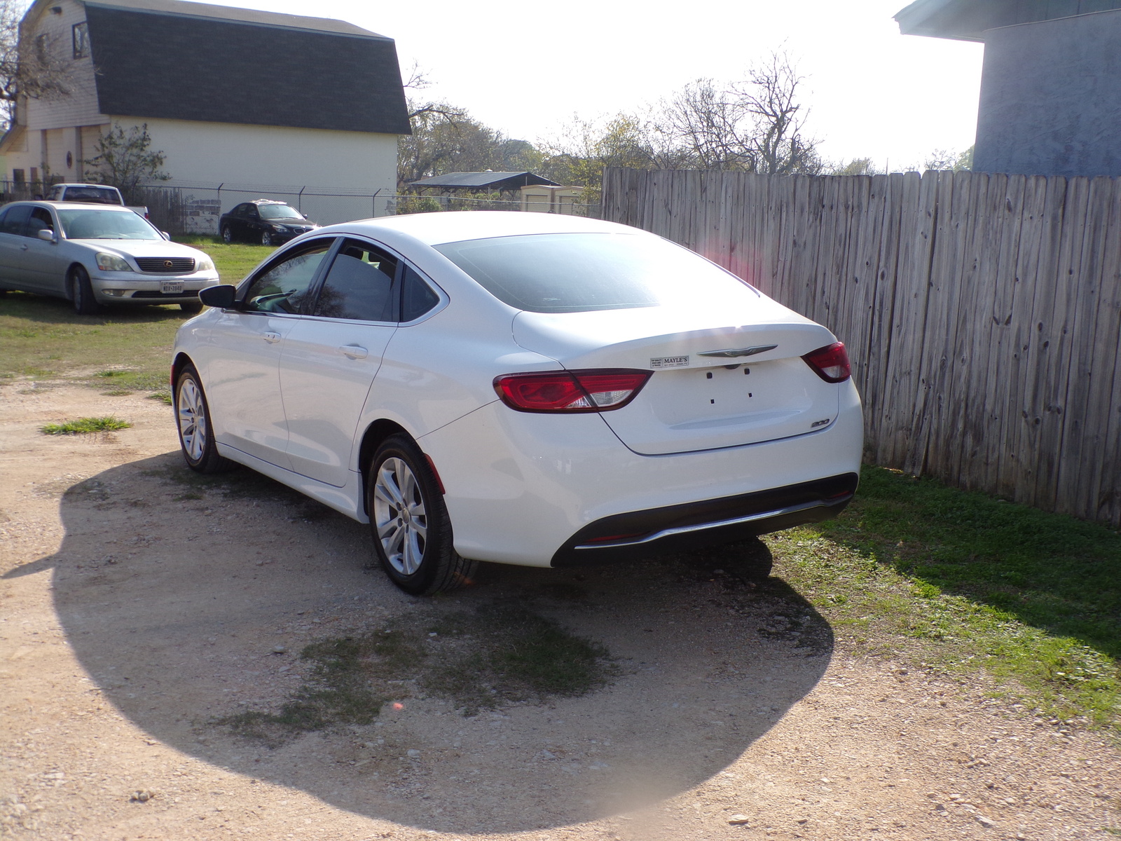 Used 2015 Chrysler 200 Limited FWD image 3